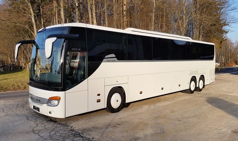 Buses hire in Karviná